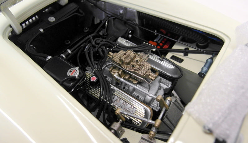 GMP 1/12 Scale Diecast G1202603 - Shelby 289 Cobra White 1 of 1000 Pcs