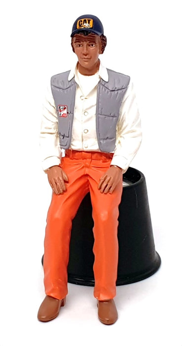 KK-Scale Road Kings 1/18 Scale RK18A013 - Trucker Cledis Sitting Figure