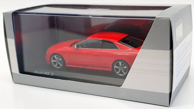 Minichamps 1/43 Scale Model Car 5011025413 - Audi RS5 -  Misano Red