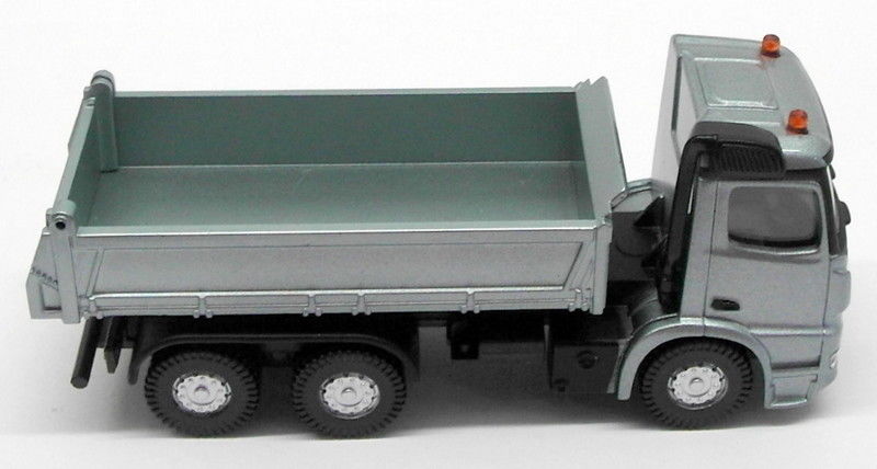 Norev Models 1/64 Scale Diecast 310900 - Mercedes Benz Arocs - Grey