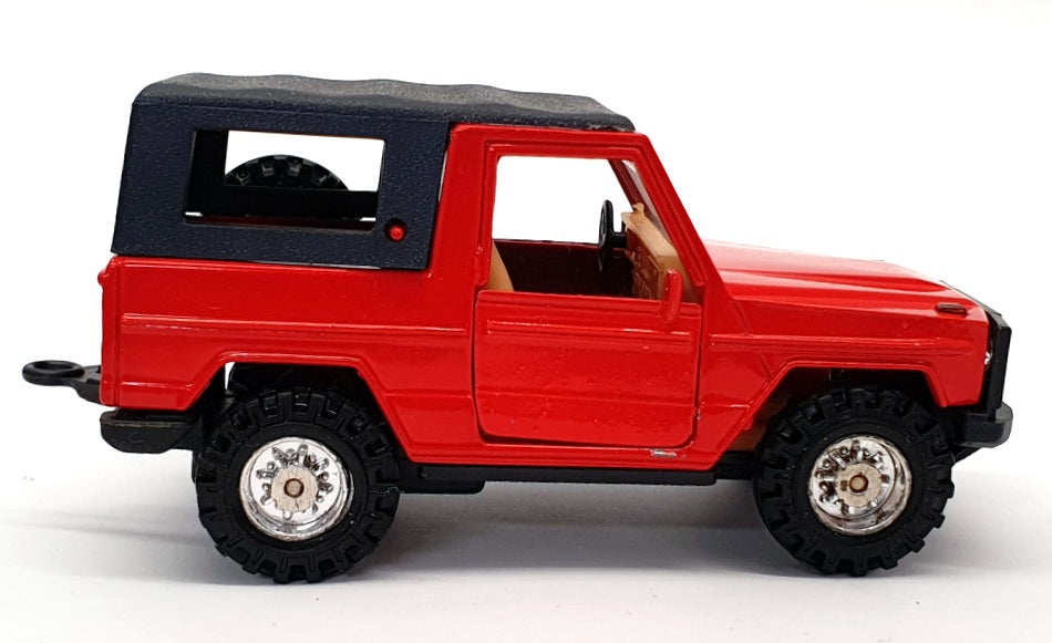 Gama Mini 1/40 Scale 1150 - Mercedes Benz Gelandewagen - Red/Black