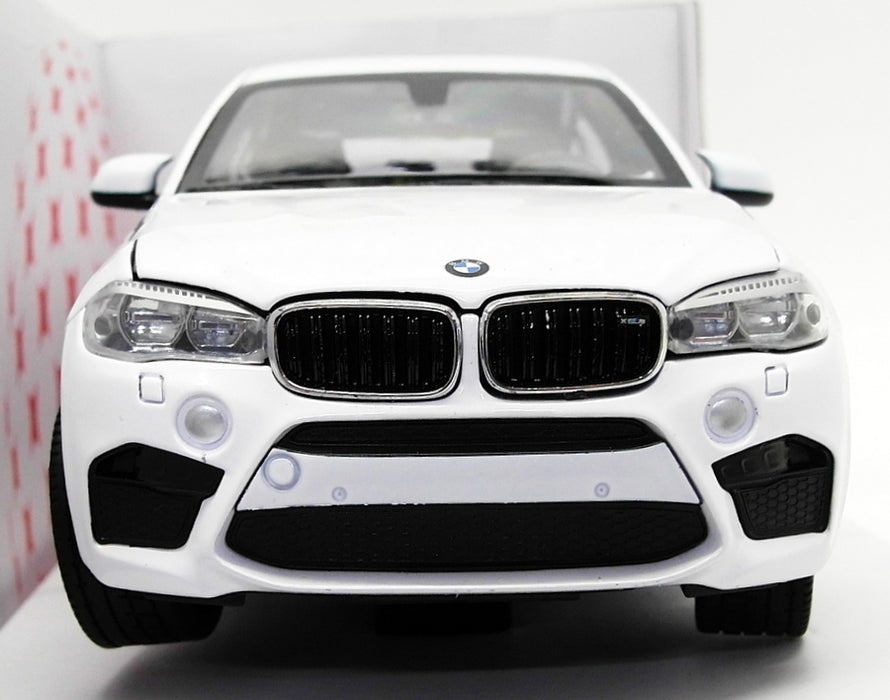 Rastar 1/24 Scale Diecast Model Car 56600 - BMW X6M - White