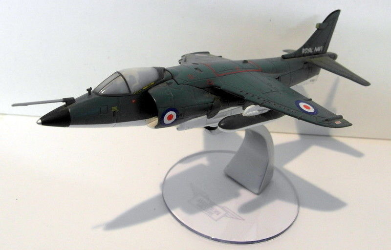 Corgi 1/72 Scale diecast AA32402 British Aerospace Sea Harrier FRS.1 XZ450 Navy