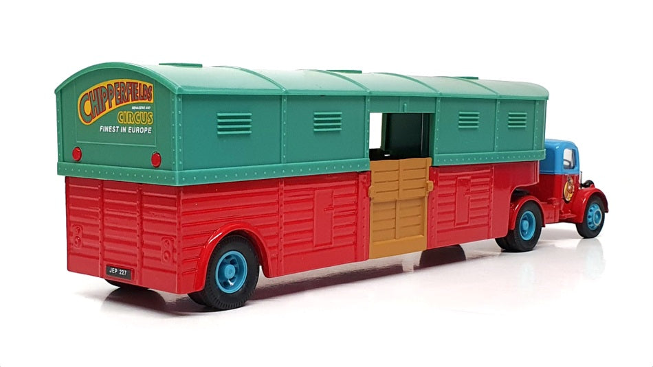 Corgi 1/50 Scale 97887 - Bedford O Articulated Horsebox - Chipperfields Circus