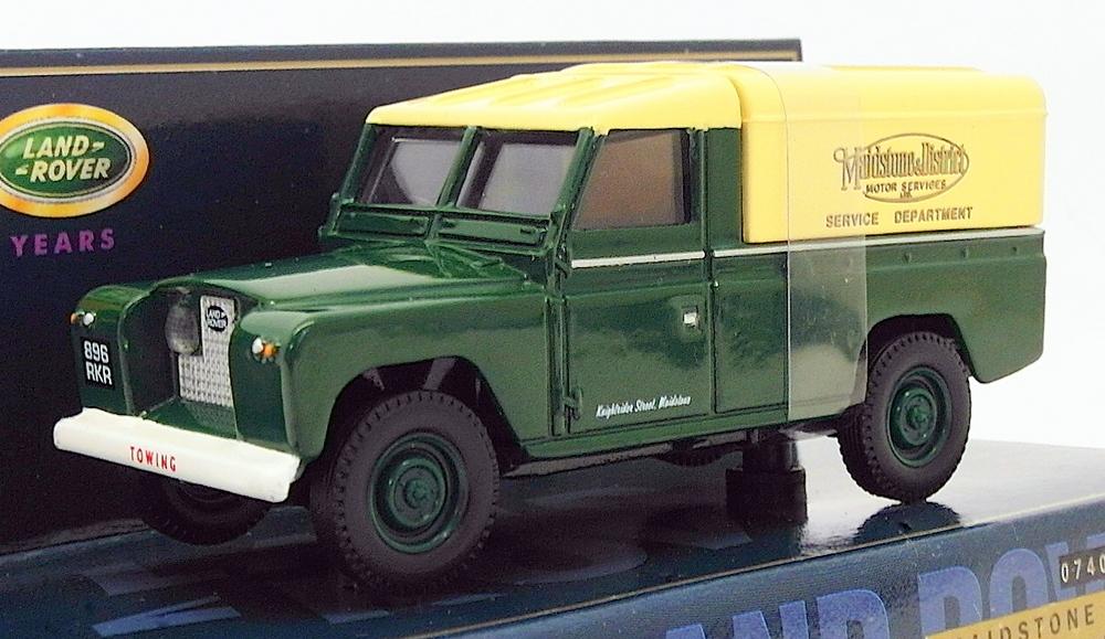 Corgi 1/43 Scale Model Car 07404 - Land Rover - Maidstone District