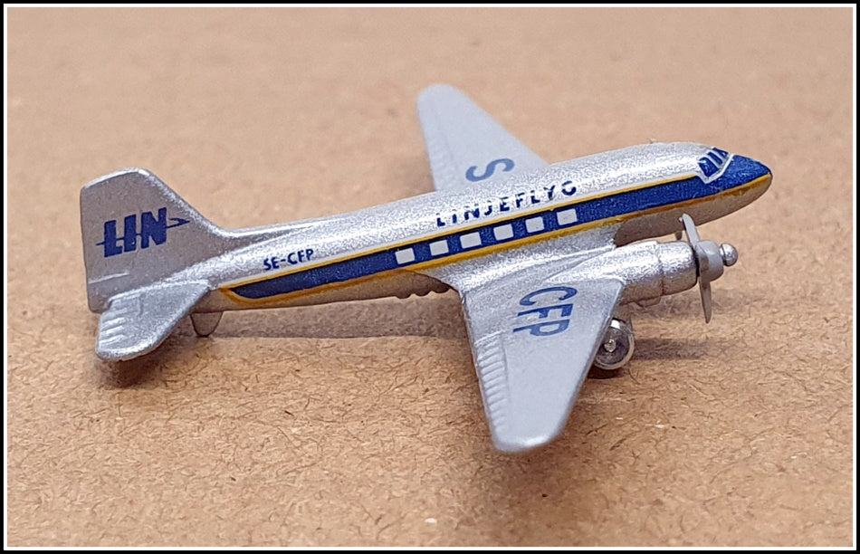 Schabak 1/600 Scale 932/70 - Douglas DC-3 Aircraft - Linjeflyg