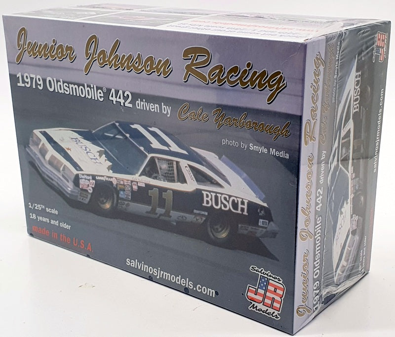 Salvinos 1/25 Scale Model Kit JJ011979D - 1979 Oldsmobile 442 C.Yarborough