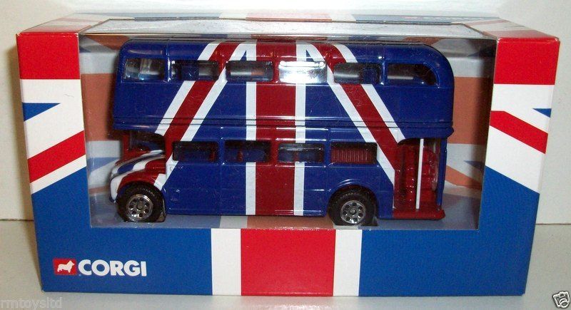 CORGI - CC82305 HARRODS UNION JACK ROUTEMASTER BUS