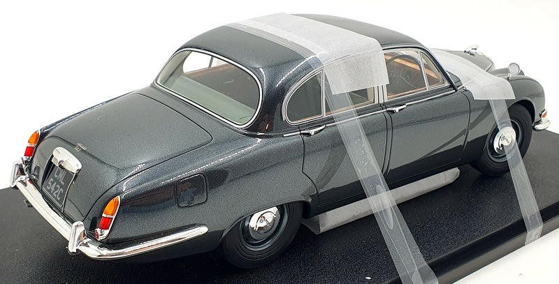 Cult Models 1/18 Scale CML054-2 - Jaguar S-Type - Metallic Green