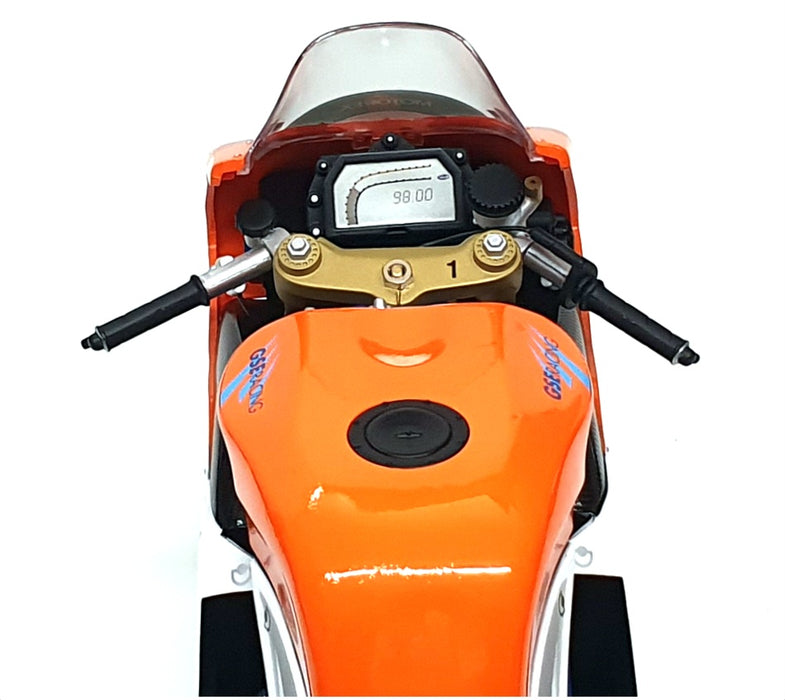 Minichamps 1/6 Scale 062 021200 - Ducati 998 F01 Neil Hodgson WSB 2002