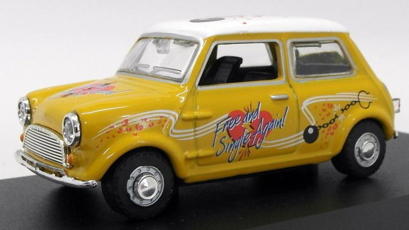 Oxford Diecast 1/43 Scale Model Car MIN022 - Mini Car - Just Divorced