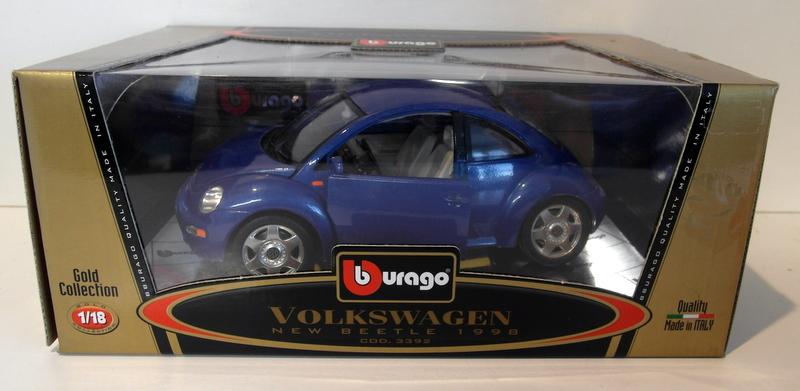 Burago 1/18 Scale Diecast - 3392 Volkswagen New Beetle 1998 blue