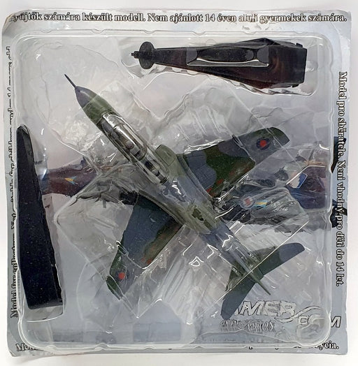 Amercom 1/72 Scale Aircraft AM1602ZU - 1984 BAe Hawk T1A No151 (R) Sqd