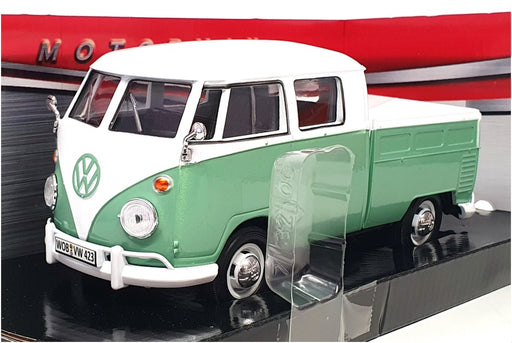 Motor Max 1/24 Scale 79343WTGRN - Volkswagen Type 2 (T1) Double Cab Pick-Up