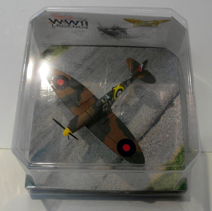 Corgi 1/72 AA31905 Supermarine Spitfire Mk1 Sqn leader Brian Lane