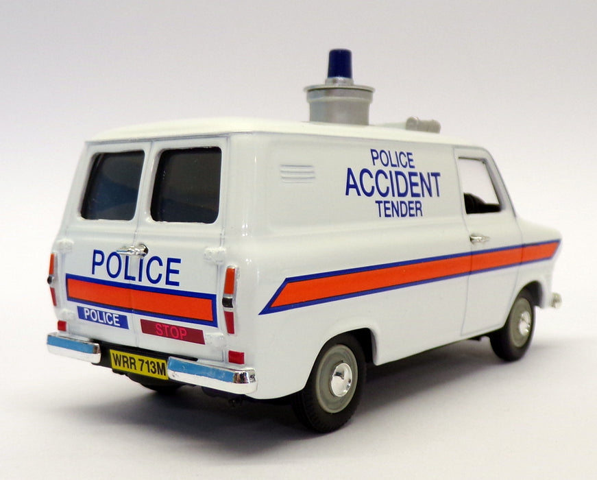 Vanguards 1/43 Scale VA06606 - Ford Transit Van Set Nottinghamshire Police