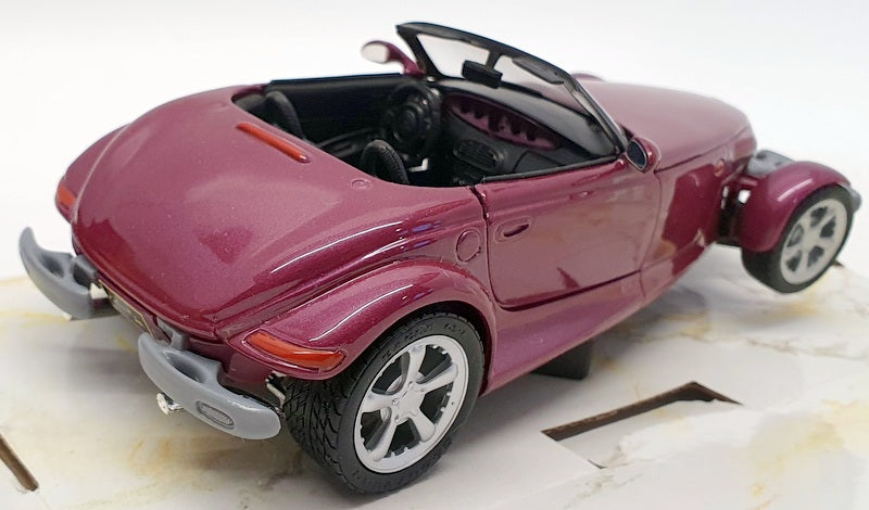 Maisto 1/24 Scale Model Car 31931 - 1997 Plymouth Prowler - Purple