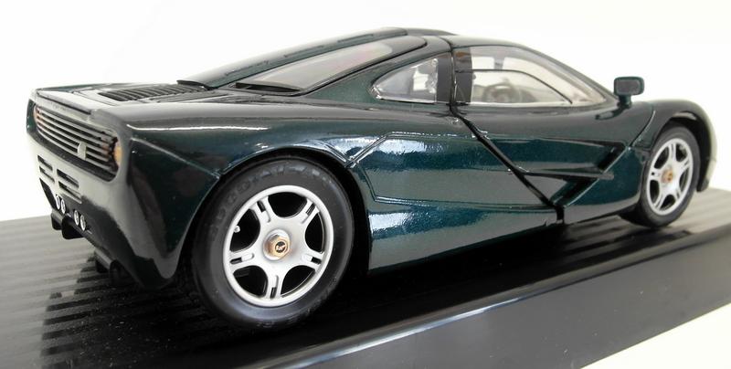 Maisto 1/18 Scale Diecast - 31810 McLaren F1 1993 Met Green Model Car