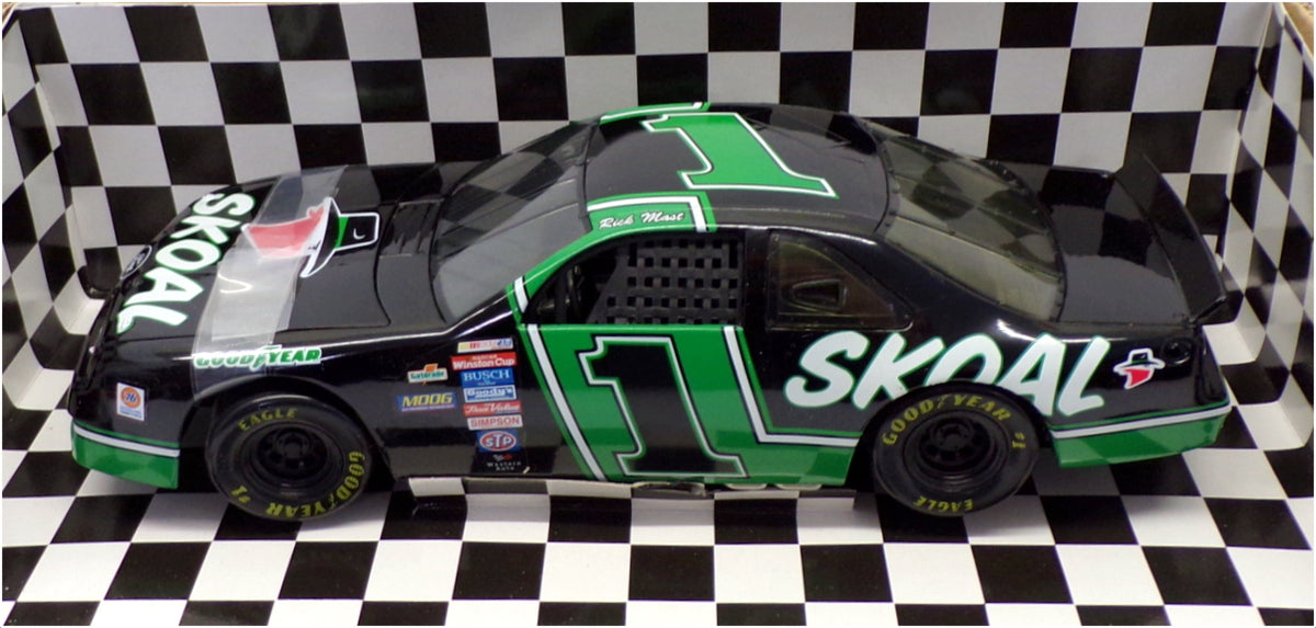 Ertl 1/18 Scale 7204 - Skoal Ford T-Bird Stock Car - #1 Rick Mast