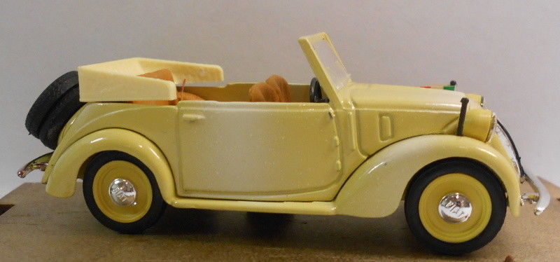Brumm 1/43 Scale Metal Model - R85  FIAT 508C CABRIOLET 1100 HP 32 1937-39