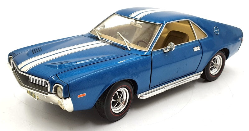 ERTL 1/18 Scale DC1822S - 1968/69 AMC AMX - Blue With Case