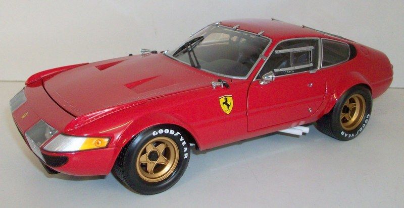 Kyosho 1/18 Scale - 08163R Ferrari 365 GTB4 Competizione No Livery Red