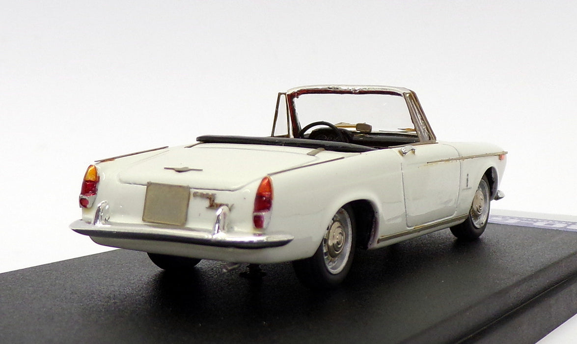 BO-G Models 1/43 Scale 886 - 1964 Fiat 1500 Cabriolet - White