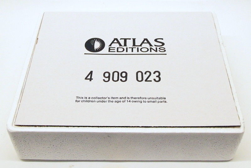 Atlas Editions 1/72 Scale 4 909 023 - Kawasaki N1K2 & Republic P-47D Thunderbolt