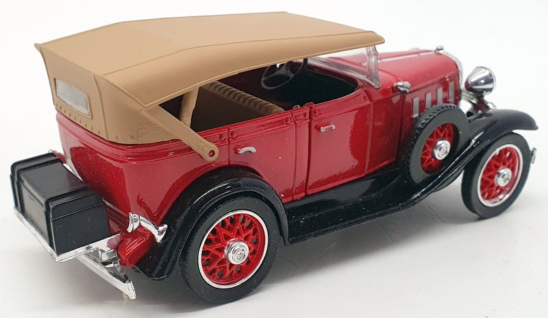 Unbranded 12cm Long Model Car UB0102IR6 - 1932 Chervolet - Red