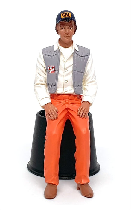 KK-Scale Road Kings 1/18 Scale RK18A013 - Trucker Cledis Sitting Figure