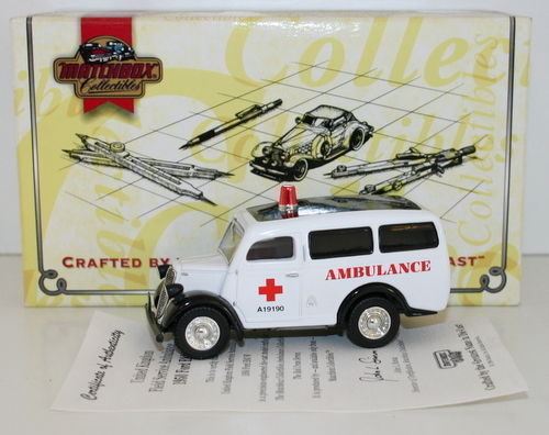 MATCHBOX COLLECTIBLES YYM38060 - 1950 FORD E83W FIELD SERVICE AMBULANCE