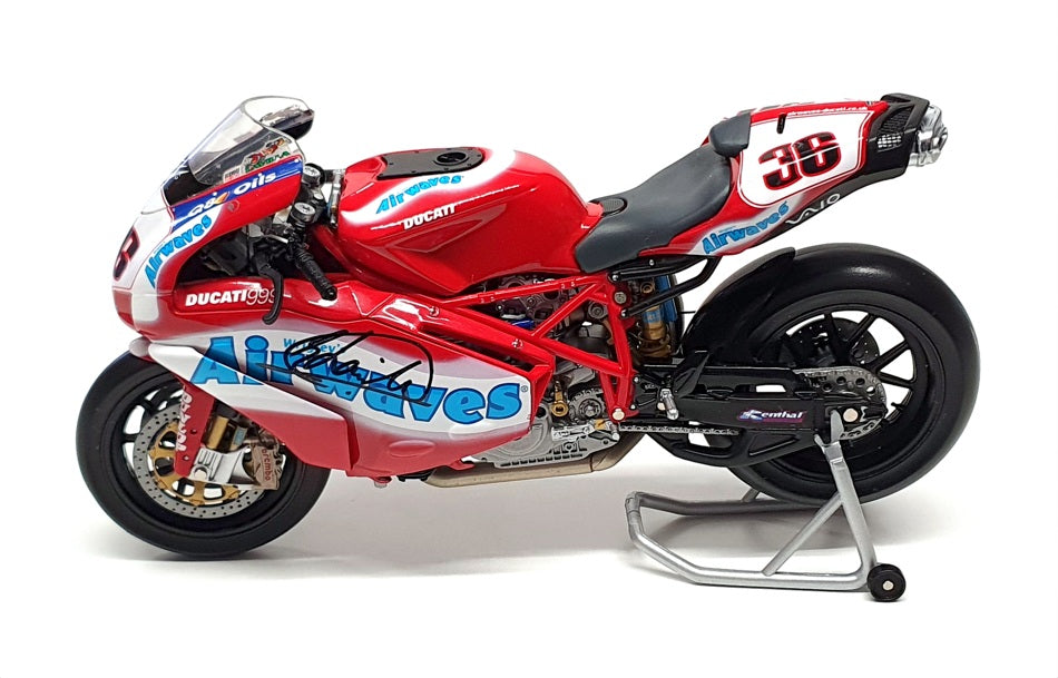 Minichamps 1/12 Scale 122 052236 - Ducati 999F04 Lavilla 2005 SIGNED