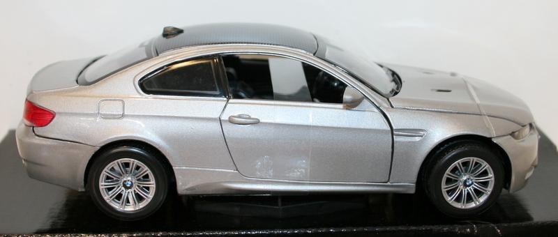 MotorMax 1/24 Scale Metal Model 73347 - BMW M3 Coupe - Silver
