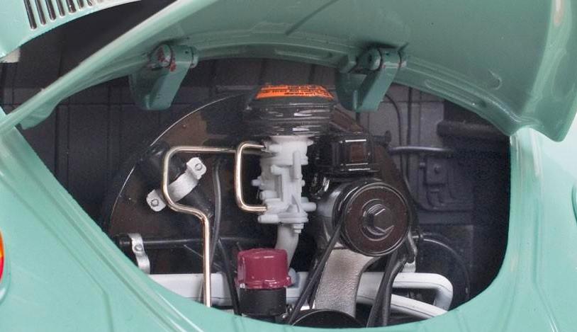 Sun Star 1/12 Scale Diecast 5209 - 1961 Volkswagen Beetle Saloon - Green