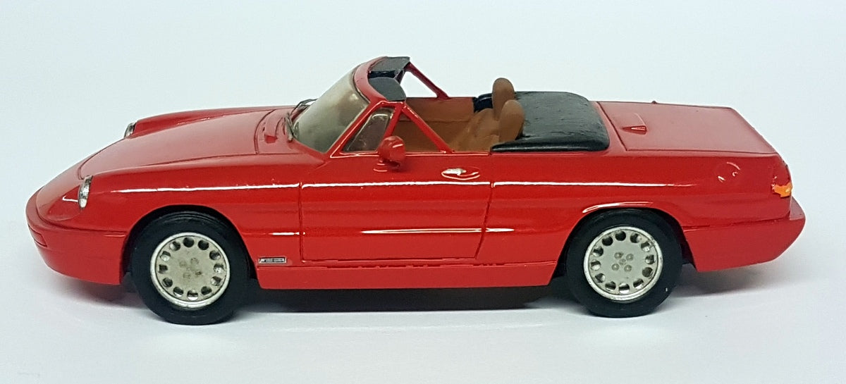 Provence Moulage 1/43 Scale Resin - 464 Alfa Romeo Spyder 1990 Red