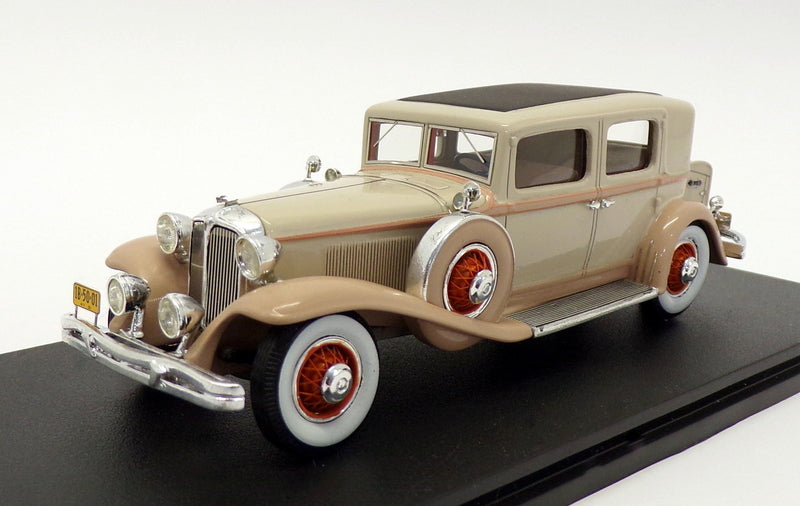 GLM 1/43 Scale 43105001 - Chrysler Imperial CG Club Sedan Sedan - Beige