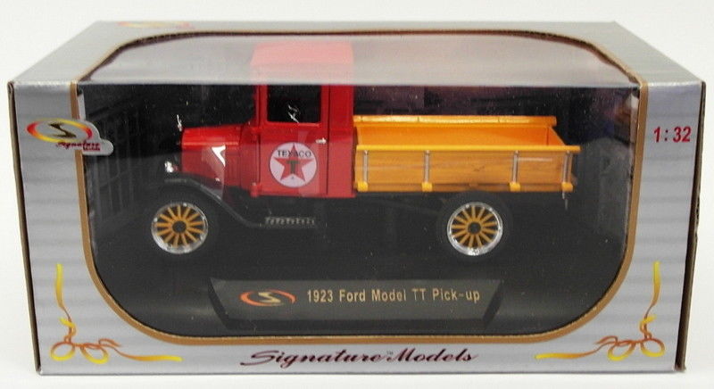 Signature Models 1/32 Scale 32323 - 1923 Ford Model TT Pick-up - Texaco