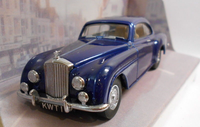 Dinky 1/43 Scale Diecast Model DY-13B 1955 BENTLEY 'R' CONTINENTAL BLUE