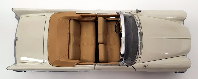 Danbury Mint 1/24 Scale Model Car 195-047 - 1957 Chrysler 300C Conv - White