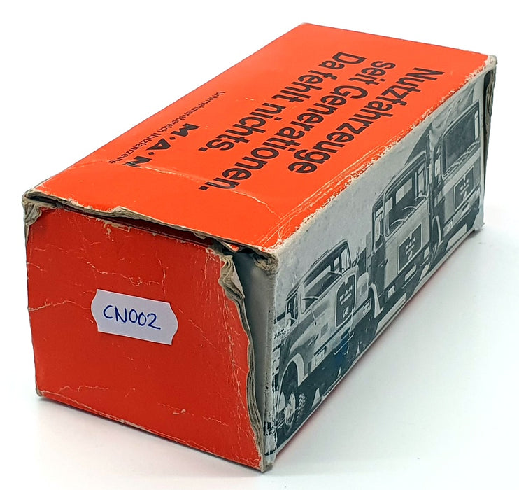 CONRAD 14cm Long Diecast CN002 - 1923-24 MAN Erster Diesel Lastwagen Coach