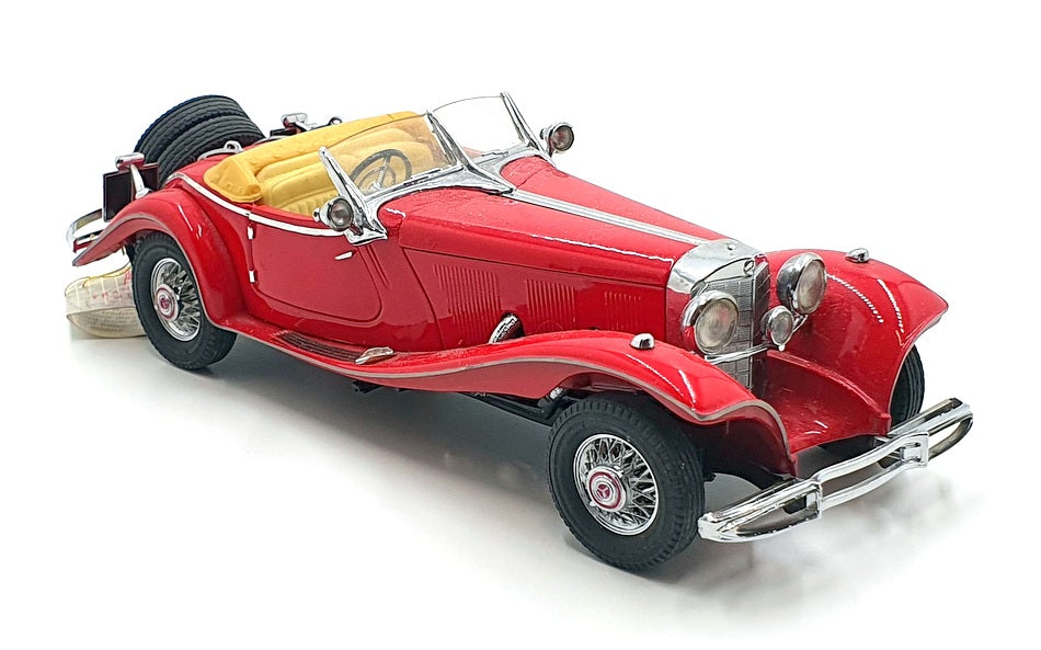Franklin Mint 1/24 Scale 171221R - 1935 Mercedes Benz Special Roadster - Red