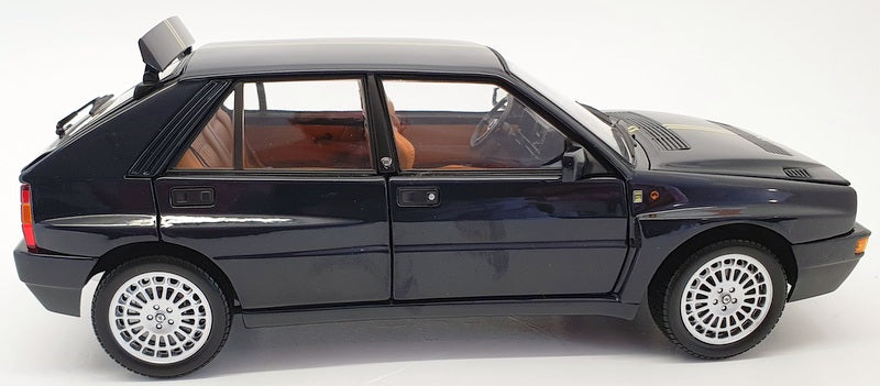 Kyosho 1/18 Scale Model Car 08343H - 1992 Lancia Delta HF Integrale Club Hi-Fi