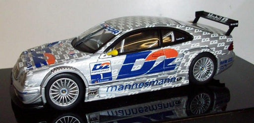 Autoart 1/43 Scale AA60031 Mercedes Benz CLK DTM 2000 #1 Bernd Schneider