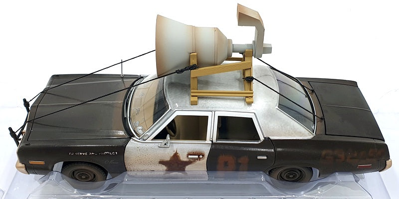 Autoworld 1/18 Scale Diecast AWSS133/06 1974 Dodge Monaco Bluesmobile 