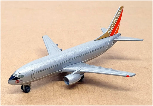 Herpa Wings 1/500 Scale 500555 - Boeing 737 Aircraft - Southwest Airlines