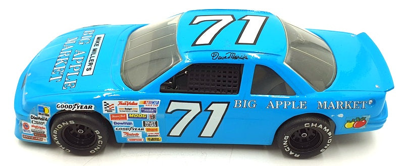 Racing Champions 1/24 Scale 09050 - Pontiac Big Apple Market D.Marcis #71