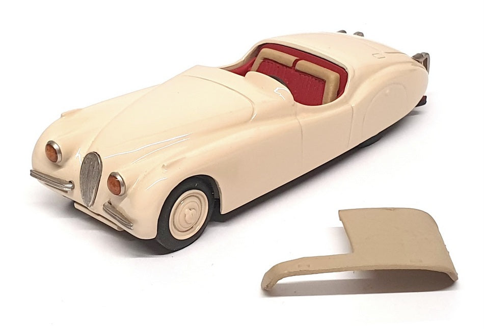 Milestone Miniatures JW8 - 1949 Jaguar XK120 Jabbeke - Cream