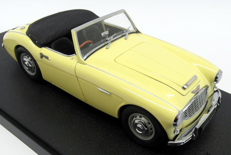 Kyosho 1/18 Scale - CASE5 Austin Healey 100 Six Pale Yellow + Case