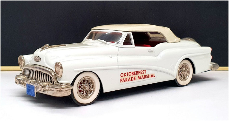 Modèle Réduit Brooklin 1/43 – Buick Skylark 1953 – Toit Relevé Rouge Foncé Métallisé/white