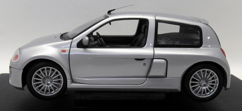 Eagles Race 1/18 Scale Diecast - 4500 Renault Clio V6 Street Version Grey